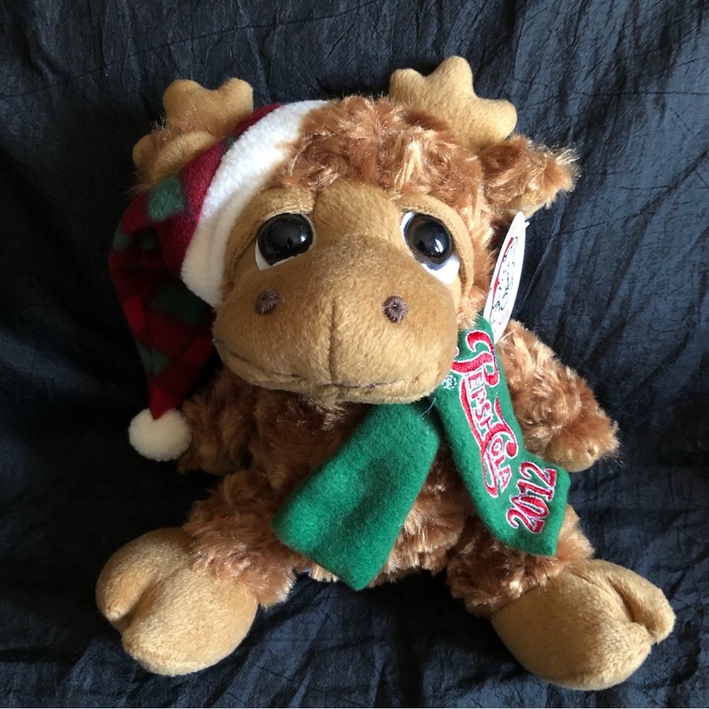2012 8” Pepsi Cola Sitting Big Eyed Moose